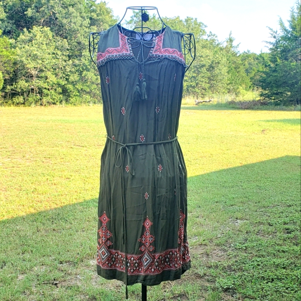 Army Green Sleeveless Midi Dress